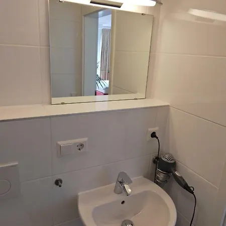 Free - Bei Der Markthalle